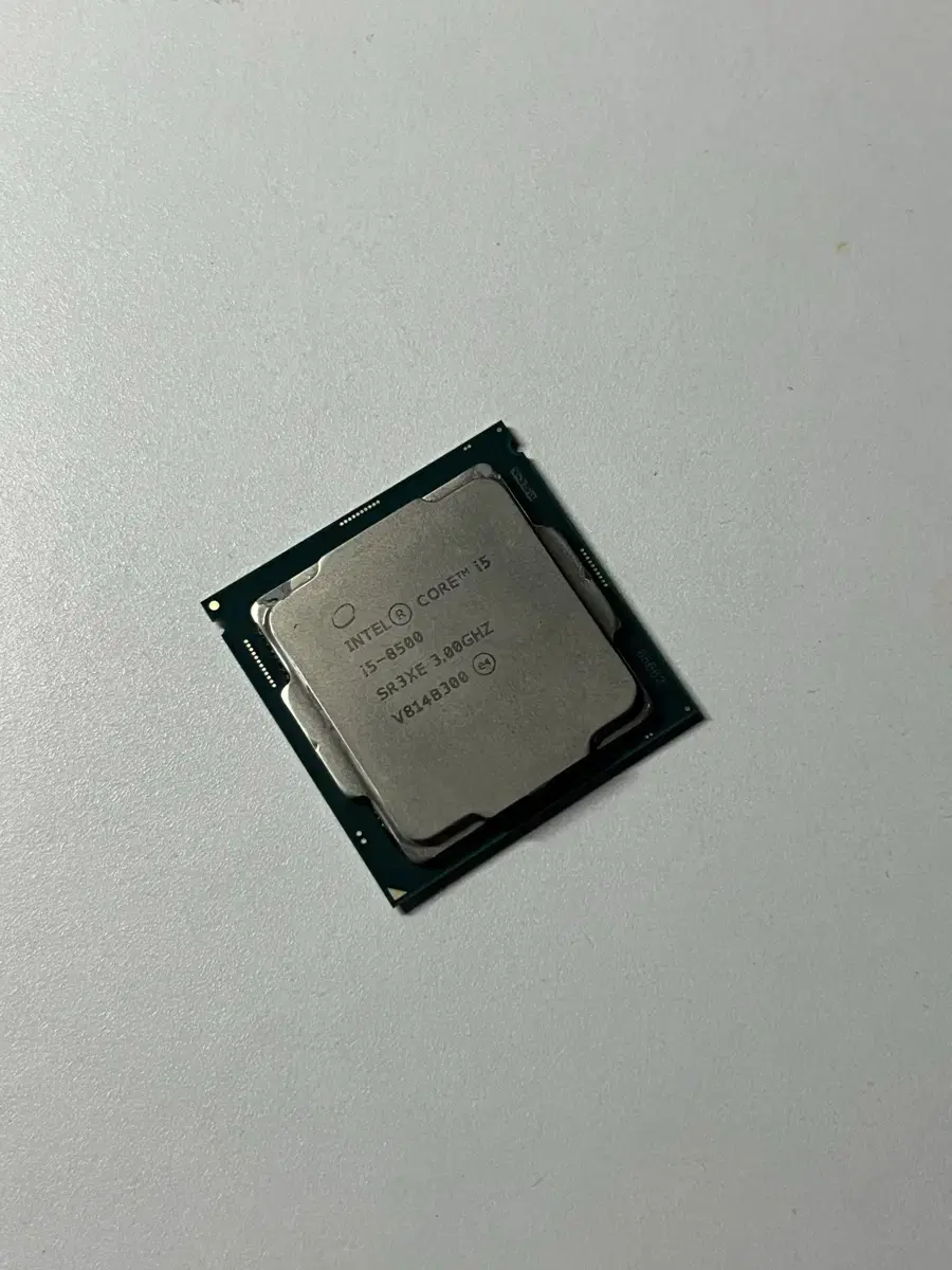 인텔 CPU I5 8500 판매합니다 !